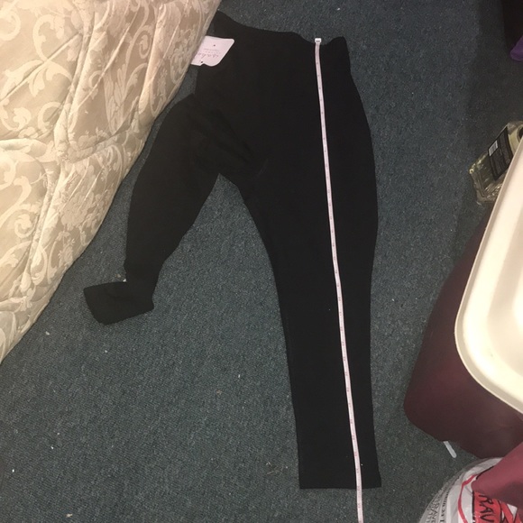 New Maternity Leggings (2 Sizes Available)! - Picture 11 of 13
